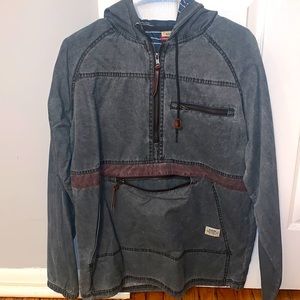 Spring/fall vintage windbreaker. Color: Acid wash Gray with burgundy strip